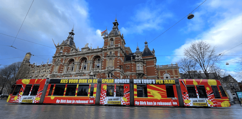Tram banner laag
